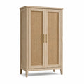 Armoire en bois avec portes en rotin et poignées en métal
