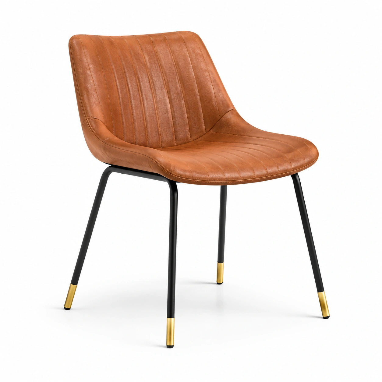 Chaise en cuir avec pieds en métal noir et doré