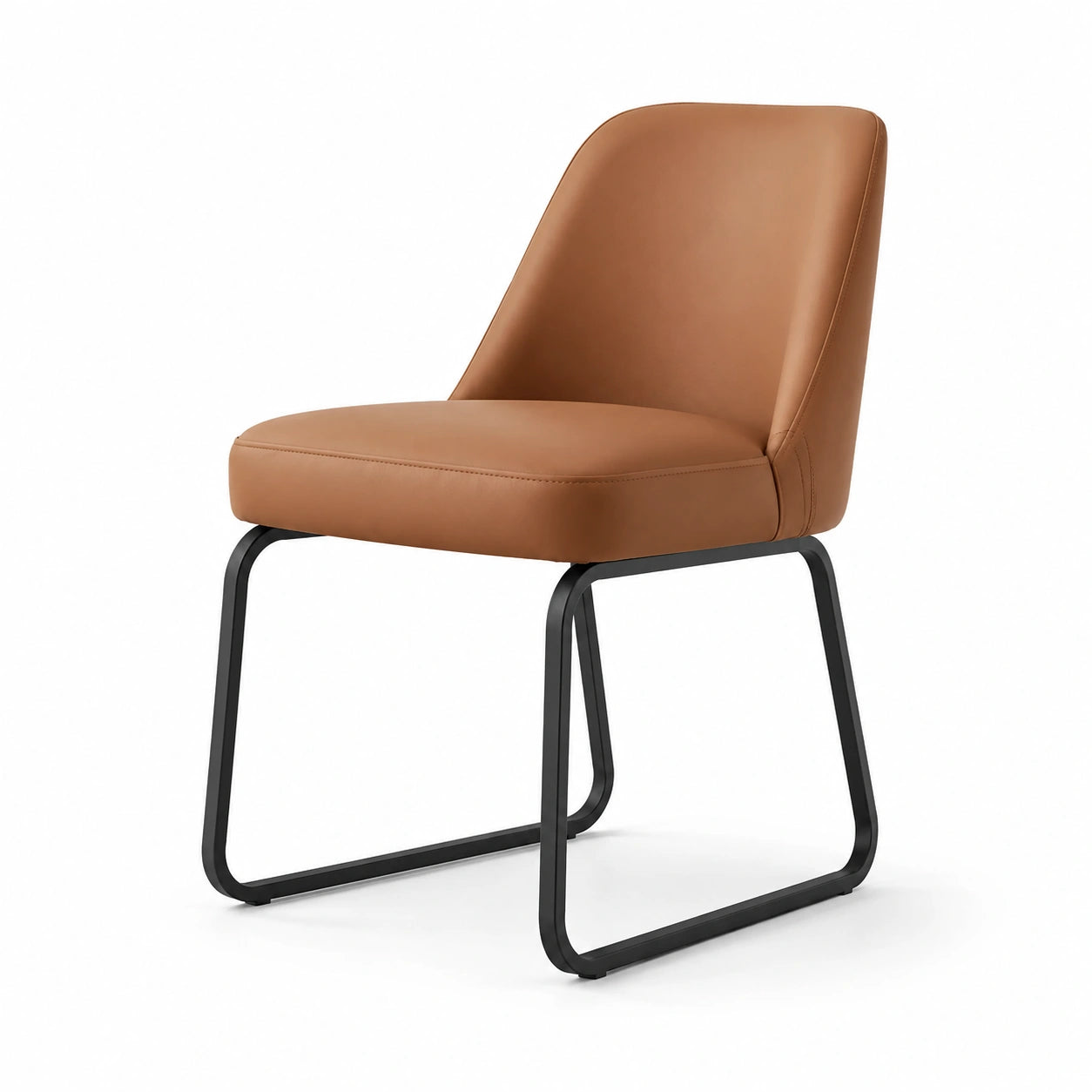 Chaise en cuir synthétique marron avec cadre en métal noir