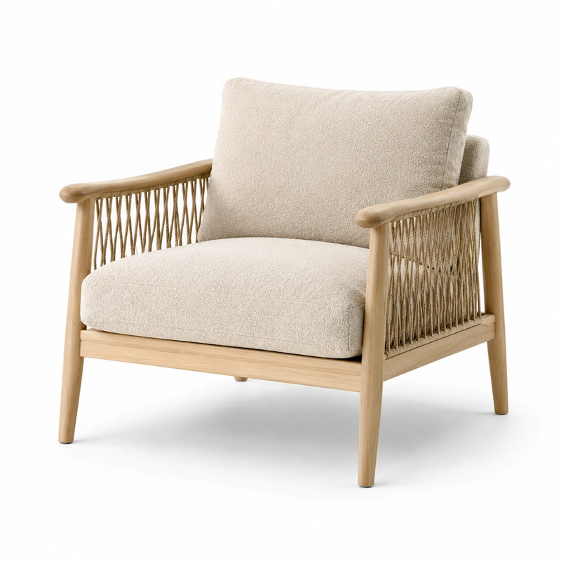 Fauteuil en bois avec accoudoirs en corde et coussins en polyester beige